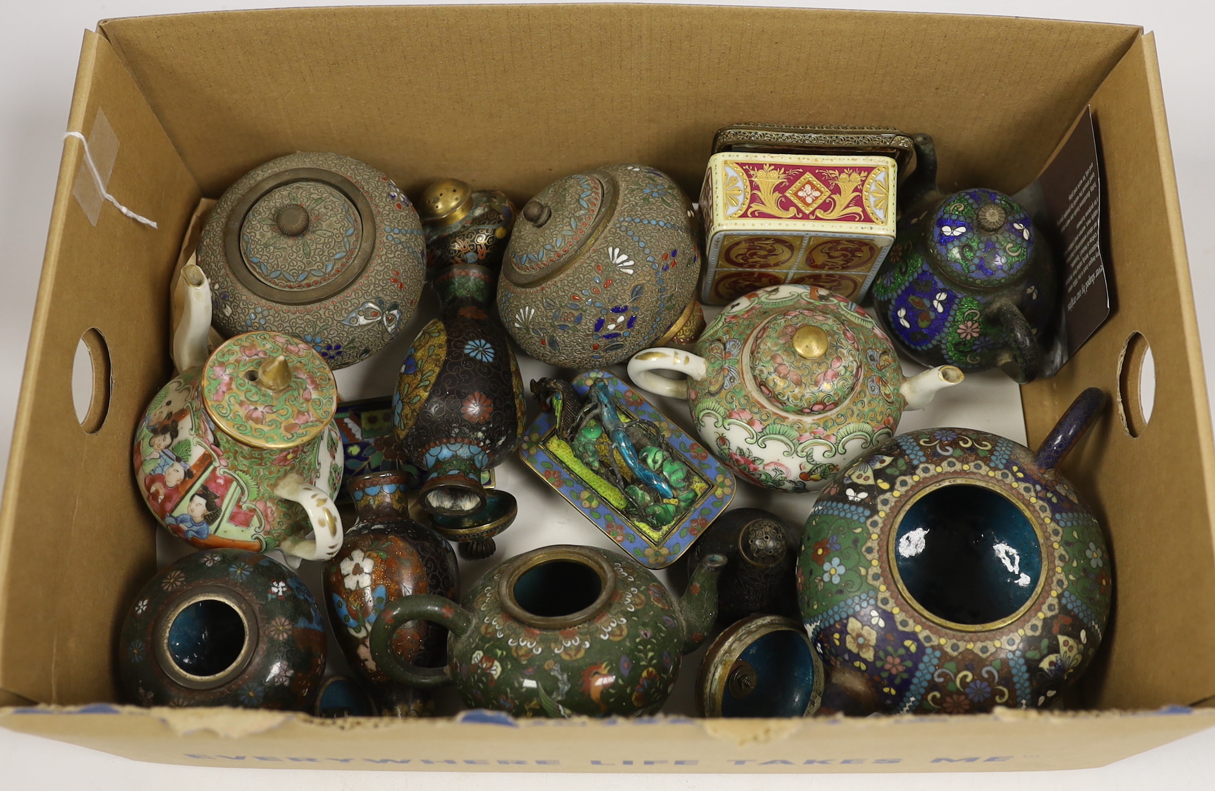 Two miniature Cantonese porcelain teapots, and a small collection of Chinese and Japanese cloisonné and champlevé enamel wares (12)